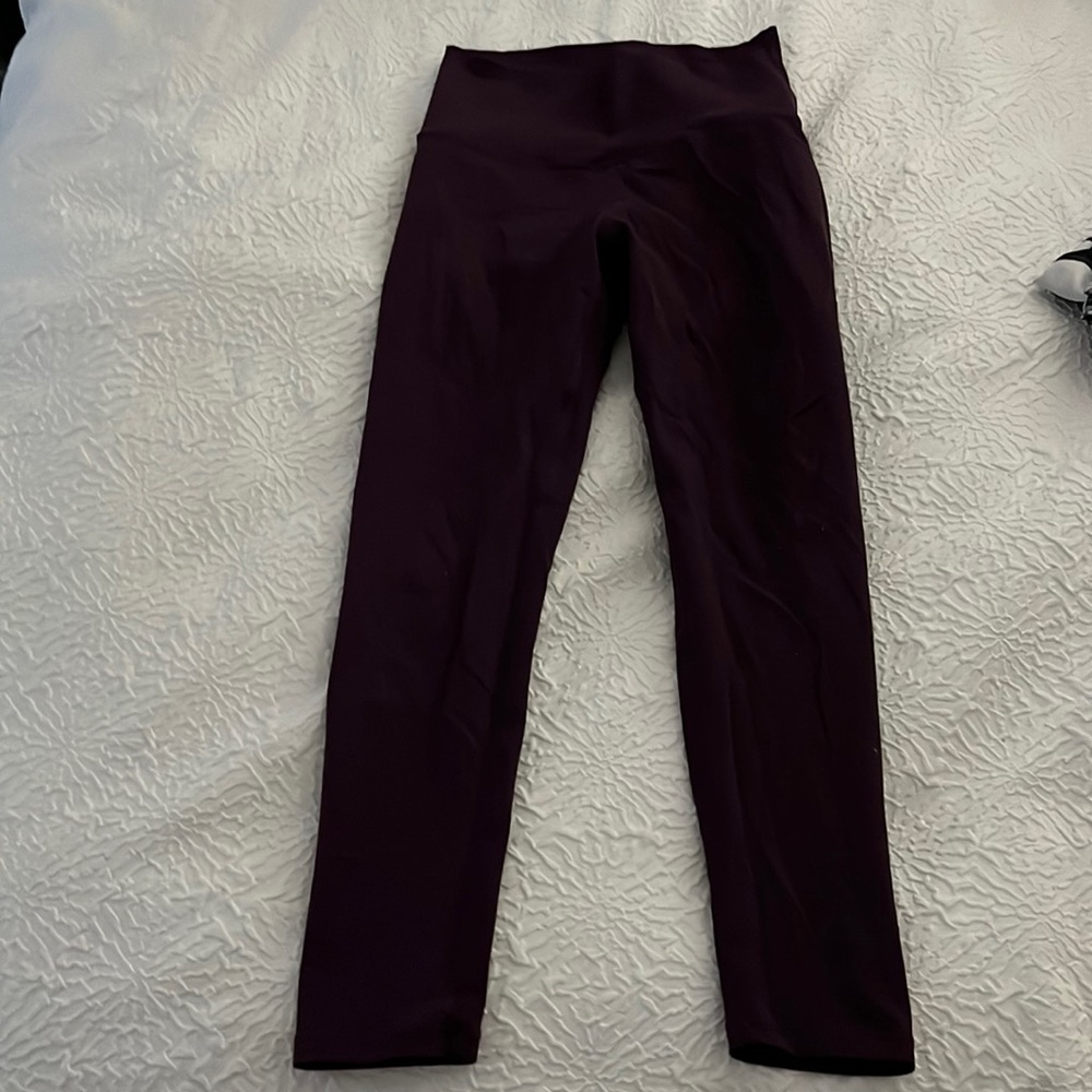 Born Primitive leggings size medium